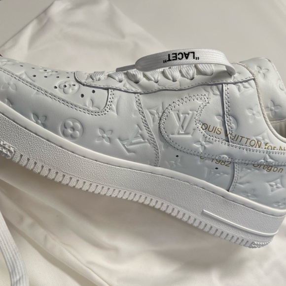 Virgil Abloh x Louis Vuitton AF1 - Picture 3 of 11